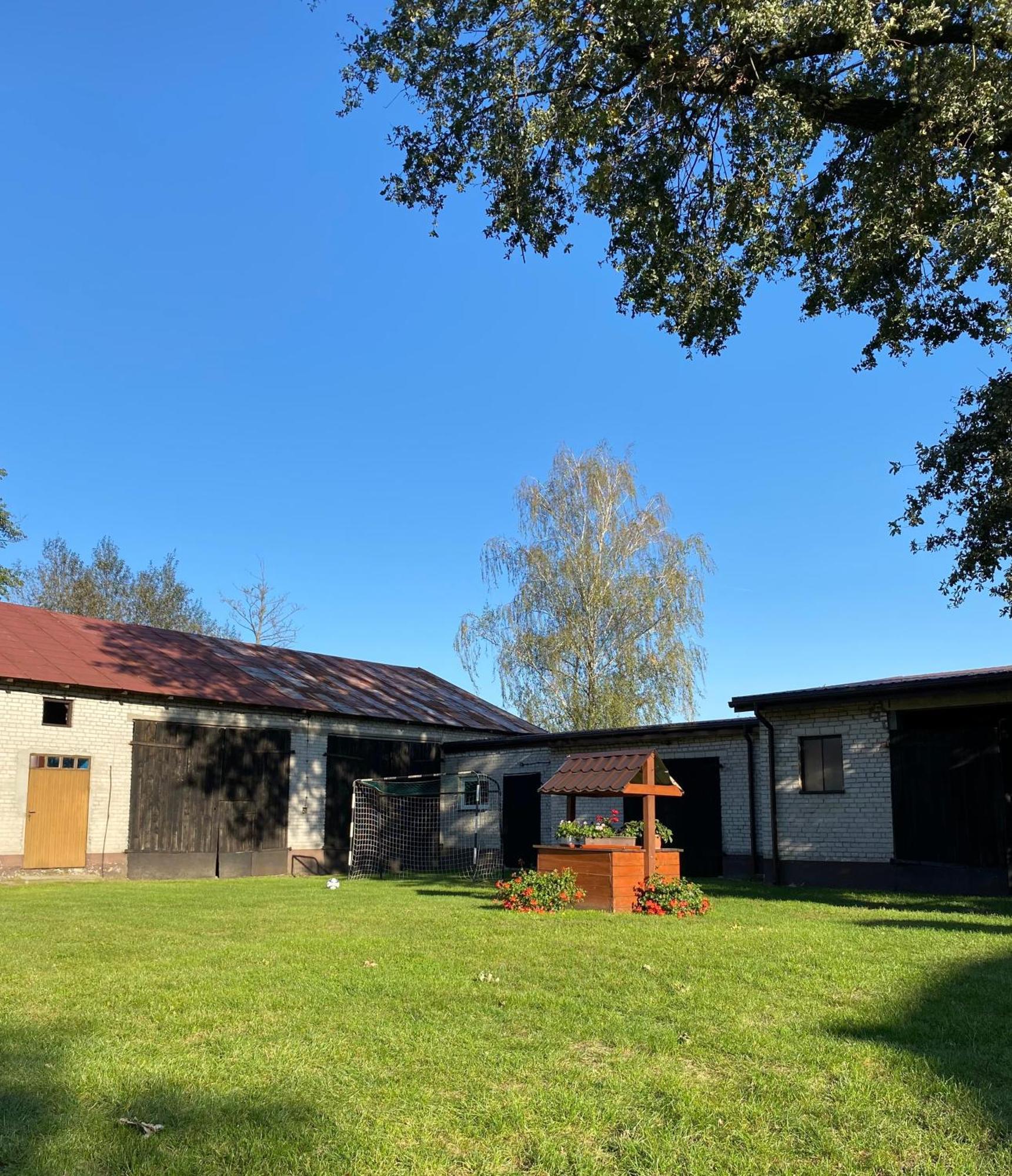 Maciejowka Gospodarstwo Agroturystyczne Poddebice Exteriör bild