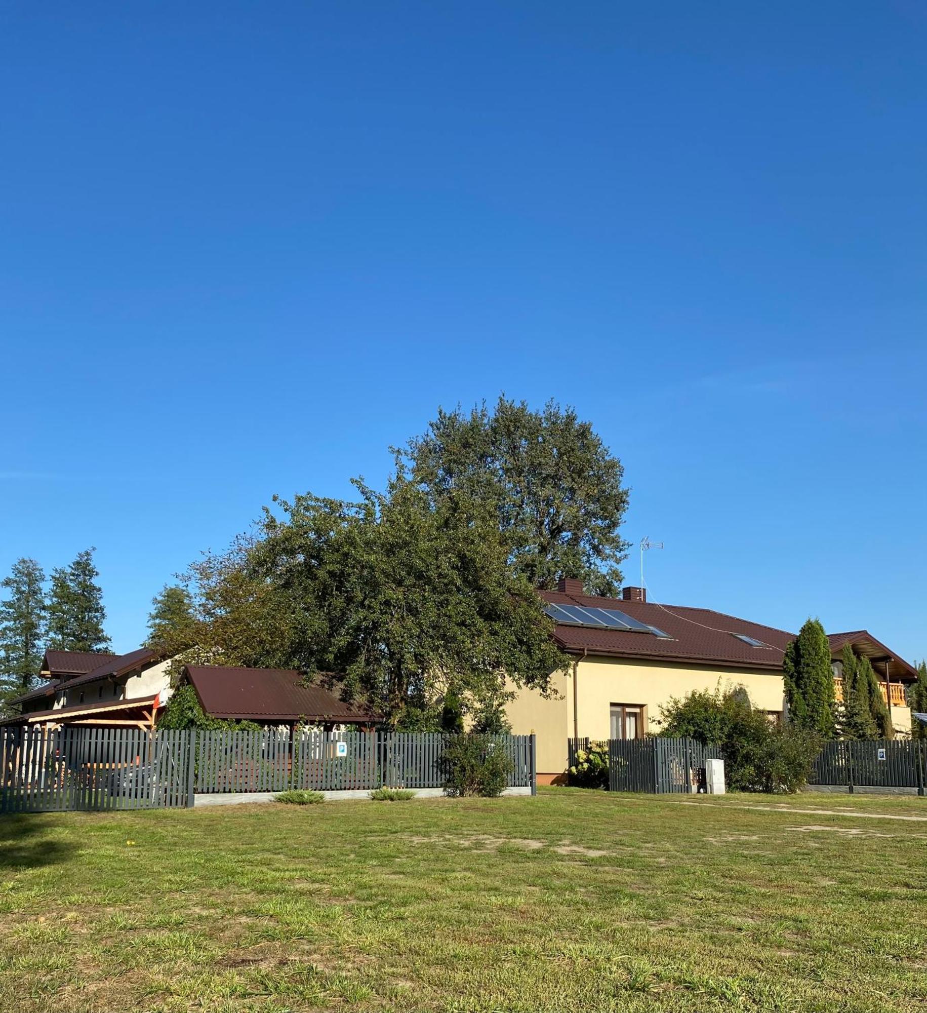 Maciejowka Gospodarstwo Agroturystyczne Poddebice Exteriör bild